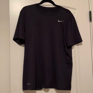Men’s Nike DRI-FIT black shirt sleeved shirt Large